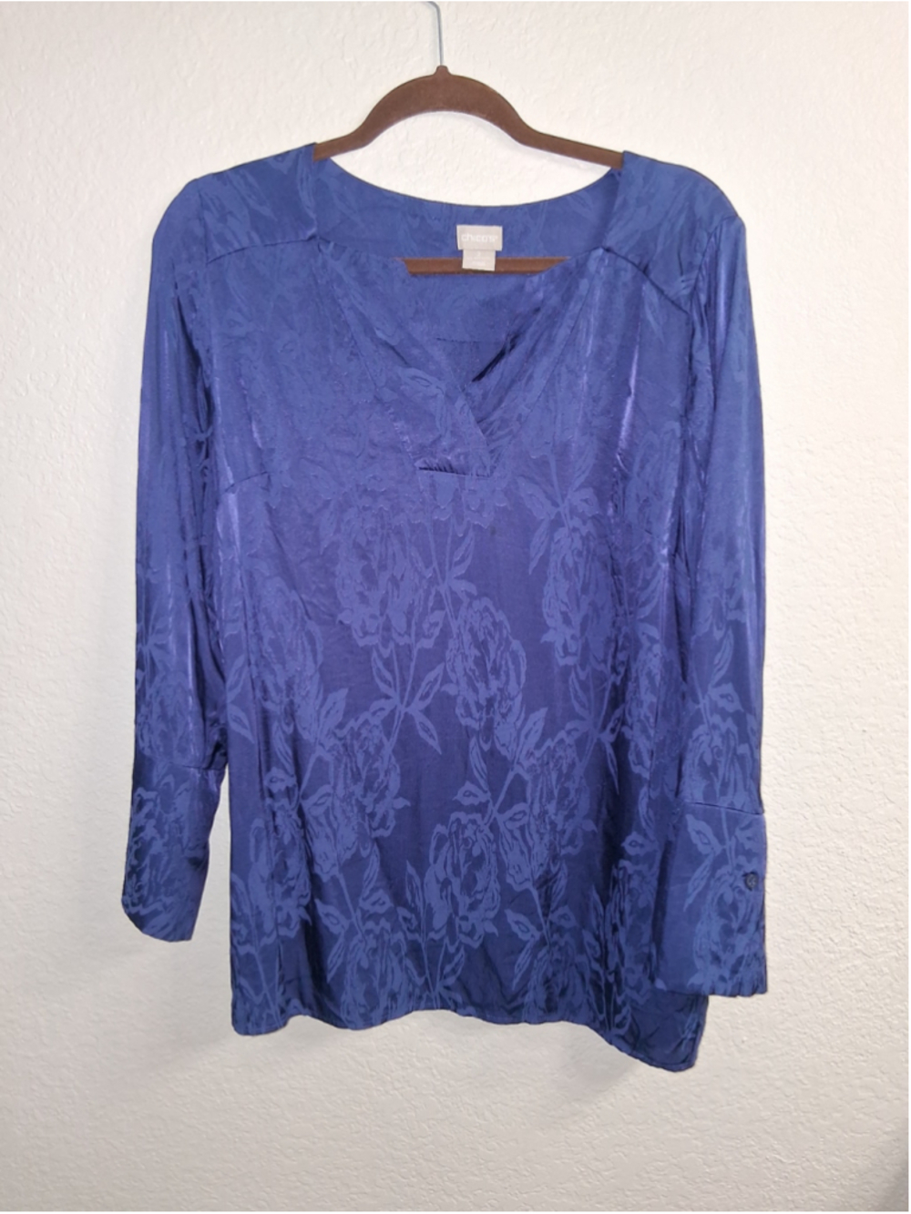 Women's Chico's Blue Floral Jacquard Blouse Size 12